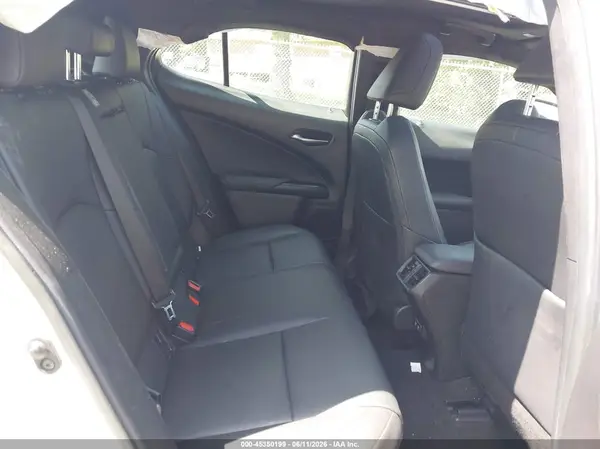 JTHP9JBH7L2021402 2020 LEXUS UX - Image 8