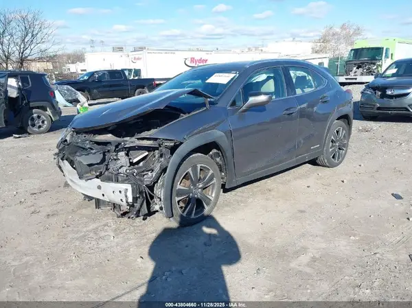 JTHP9JBH7L2034442 2020 LEXUS UX - Image 2