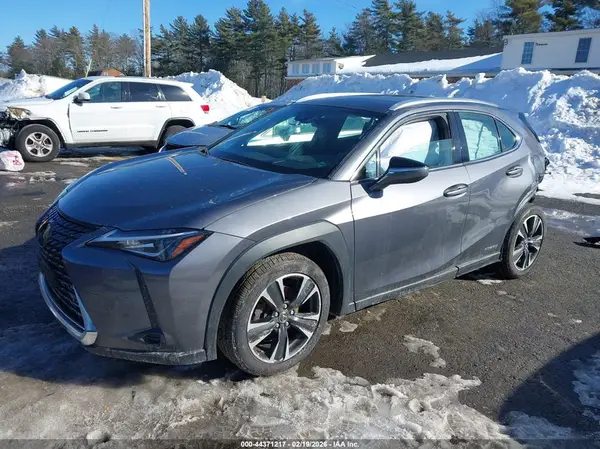 JTHP9JBH7M2042137 2021 LEXUS UX - Image 2