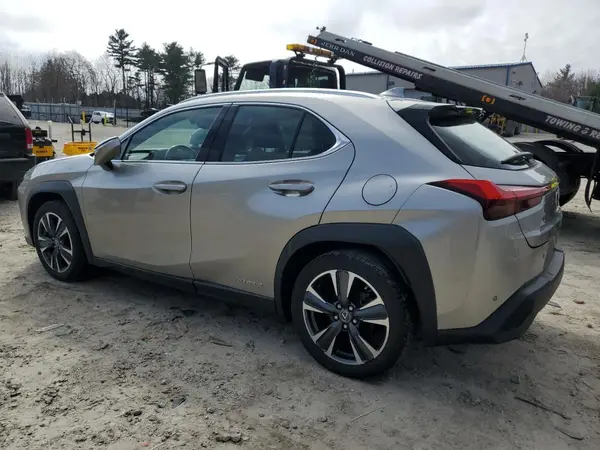 JTHP9JBH7M2050979 2021 LEXUS UX - Image 2