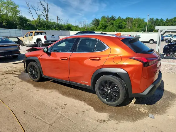 JTHP9JBH7M2051369 2021 LEXUS UX - Image 2