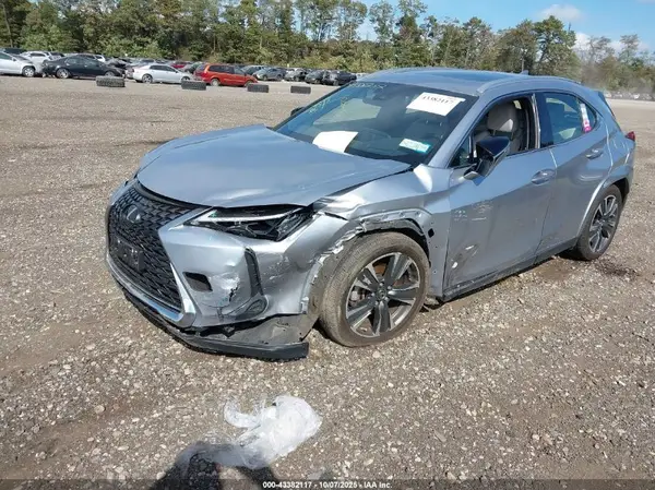JTHP9JBH7P2064515 2023 LEXUS UX - Image 2