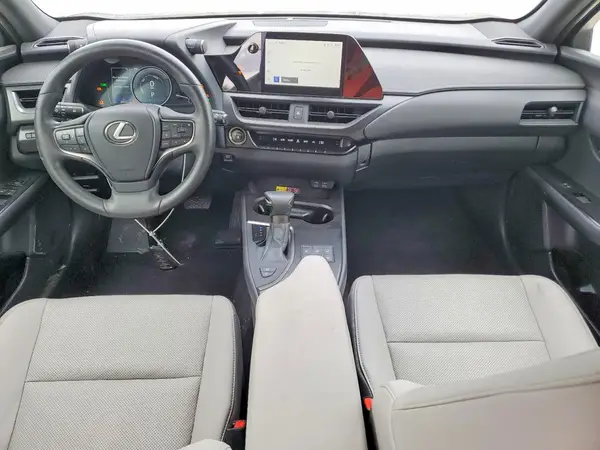 JTHP9JBH7R2076988 2024 LEXUS UX - Image 8