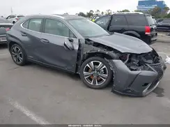 JTHP9JBH8L2021733 2020 LEXUS UX