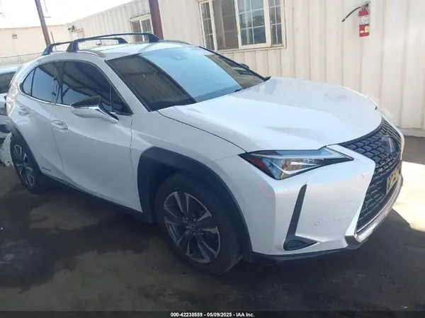 JTHP9JBH8L2033378 2020 LEXUS UX - Image 1