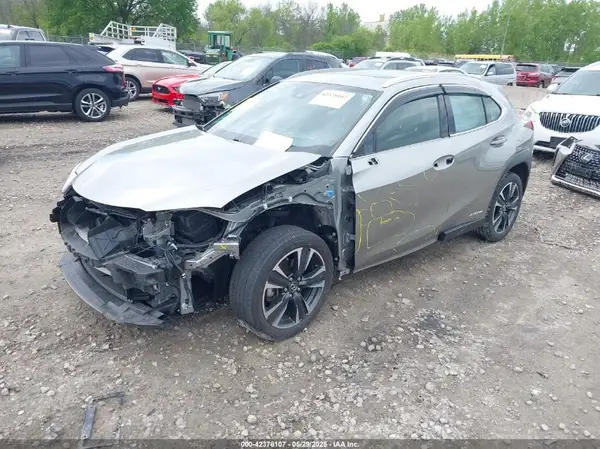 JTHP9JBH8M2038940 2021 LEXUS UX - Image 2