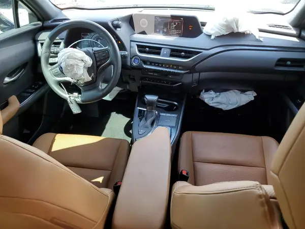 JTHP9JBH8M2053065 2021 LEXUS UX - Image 8