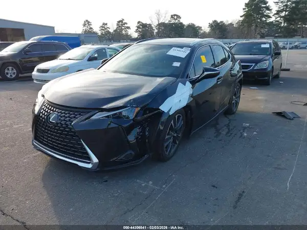 JTHP9JBH8R2076675 2024 LEXUS UX - Image 2