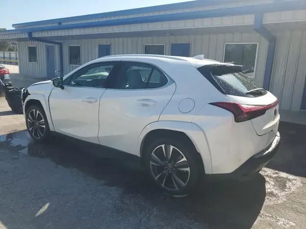 JTHP9JBH8R2078703 2024 LEXUS UX - Image 2