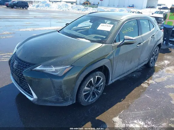 JTHP9JBH9L2027282 2020 LEXUS UX - Image 2