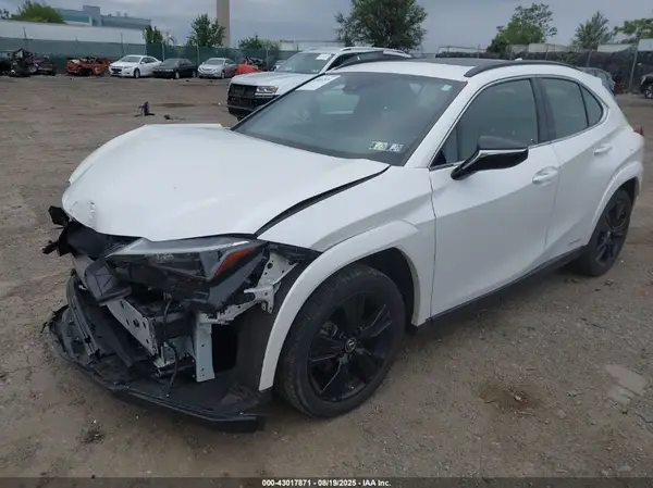 JTHP9JBH9M2048392 2021 LEXUS UX - Image 2