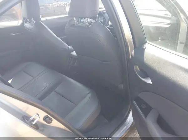 JTHP9JBH9M2050739 2021 LEXUS UX - Image 8