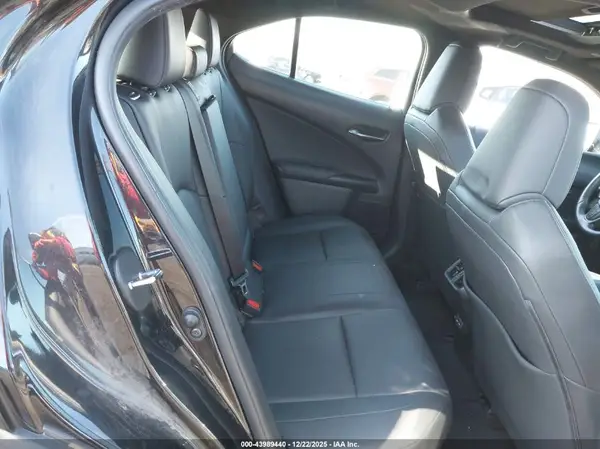 JTHP9JBHXM2038437 2021 LEXUS UX - Image 8