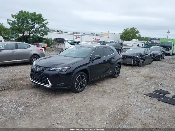 JTHP9JBHXM2039295 2021 LEXUS UX - Image 2