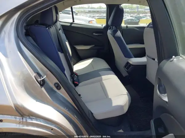 JTHP9JBHXN2054896 2022 LEXUS UX - Image 8