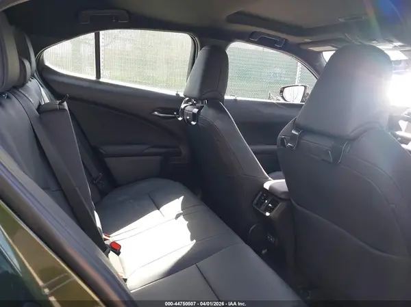 JTHP9JBHXP2067215 2023 LEXUS UX - Image 8
