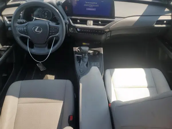 JTHP9JBHXP2070096 2023 LEXUS UX - Image 8