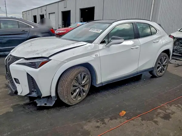 JTHR6JBH4R2163703 2024 LEXUS UX - Image 1