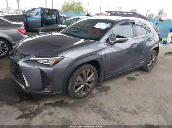 JTHR9JBH0L2025493 2020 LEXUS UX - Image 2