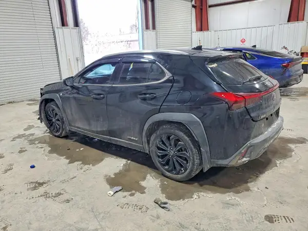 JTHR9JBH0M2050976 2021 LEXUS UX - Image 2
