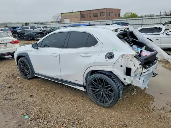 JTHR9JBH1L2020075 2020 LEXUS UX - Image 2
