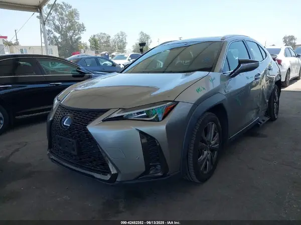 JTHR9JBH3L2021034 2020 LEXUS UX - Image 2
