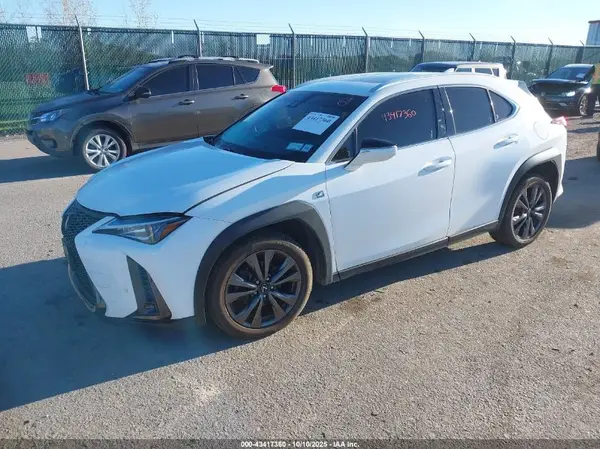 2020 LEXUS UX IAAI lot 43417360 auction photo 2