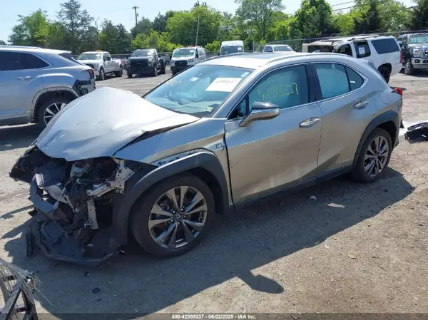 JTHR9JBH3L2036827 2020 LEXUS UX - Image 2