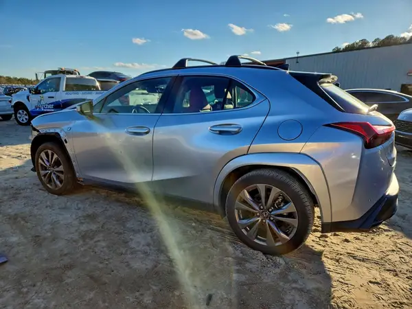 JTHR9JBH3P2065833 2023 LEXUS UX - Image 2