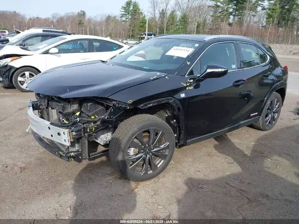 JTHR9JBH4N2062923 2022 LEXUS UX - Image 2