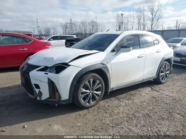 JTHR9JBH6L2027023 2020 LEXUS UX - Image 2
