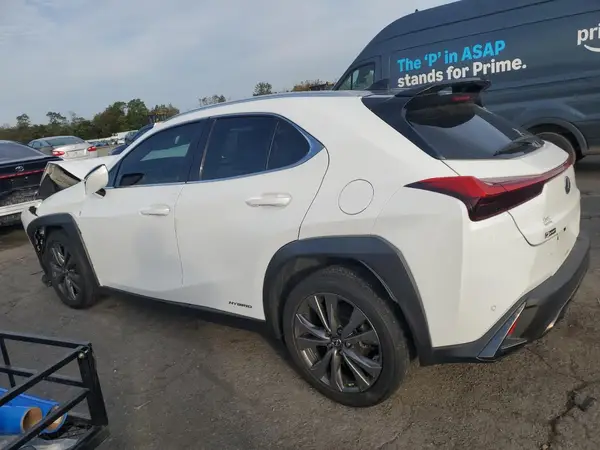 JTHR9JBH8M2046027 2021 LEXUS UX - Image 2