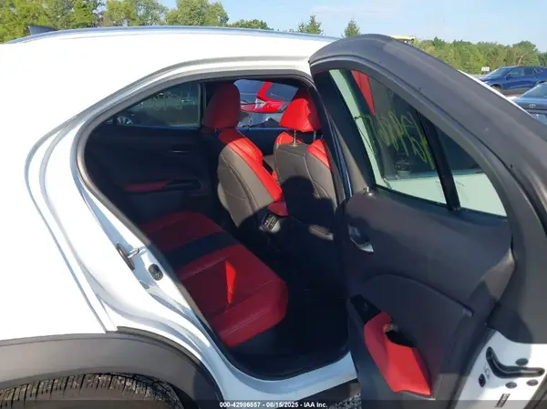 JTHR9JBH9L2024942 2020 LEXUS UX - Image 8