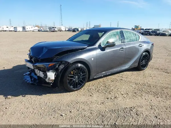 JTHSZ1E20N5026055 2022 LEXUS IS - Image 2