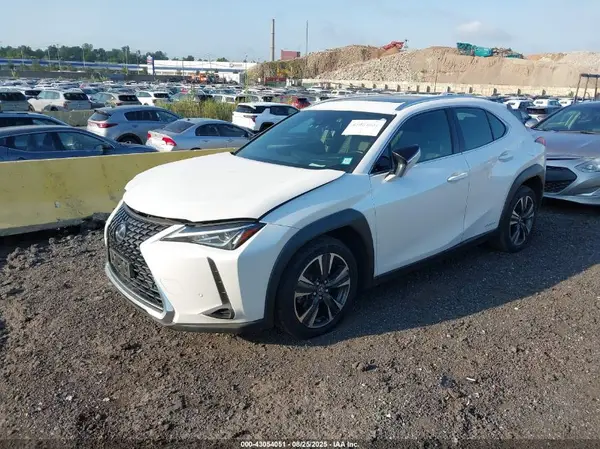 JTHU9JBH0K2010548 2019 LEXUS UX - Image 2