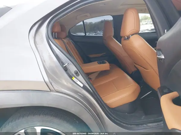 JTHU9JBH0K2012879 2019 LEXUS UX - Image 8