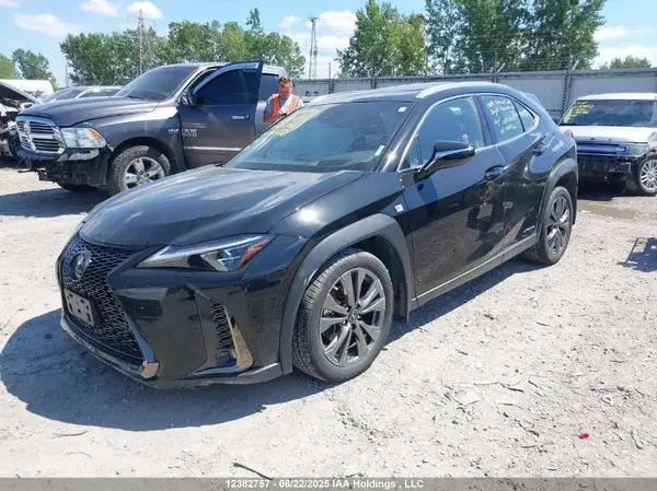 JTHU9JBH2K2000832 2019 LEXUS UX - Image 2