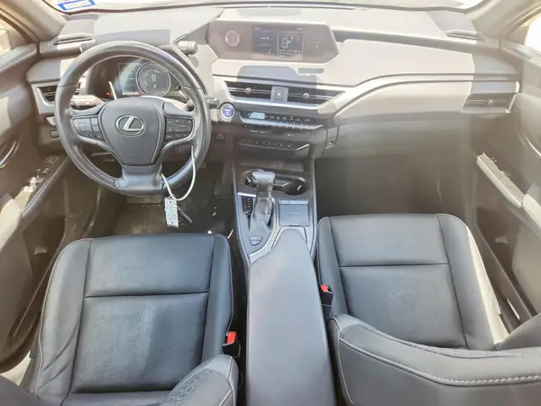 JTHU9JBH2K2013919 2019 LEXUS UX - Image 8