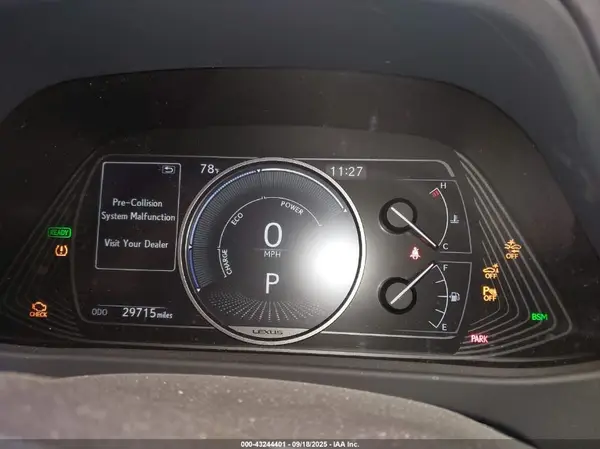 2019 LEXUS UX IAAI lot 43244401 auction photo 7