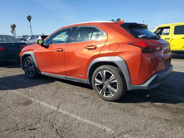 JTHU9JBH2K2018828 2019 LEXUS UX - Image 2