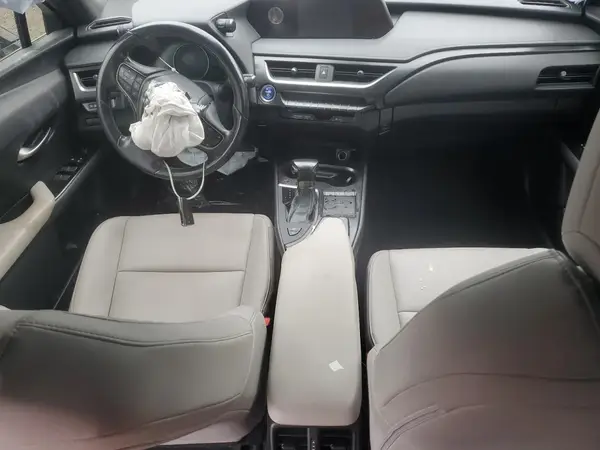 JTHU9JBH3K2003030 2019 LEXUS UX - Image 8