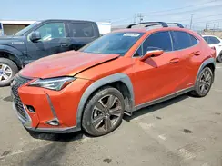 JTHU9JBH3K2004176 2019 LEXUS UX