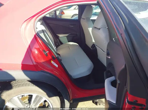 JTHU9JBH4K2004400 2019 LEXUS UX - Image 8