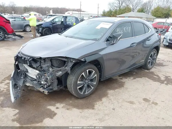 JTHU9JBH4K2004915 2019 LEXUS UX - Image 2