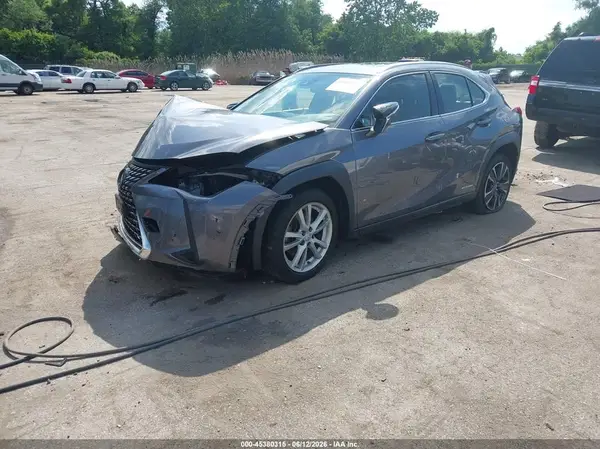 JTHU9JBH4K2005286 2019 LEXUS UX - Image 2