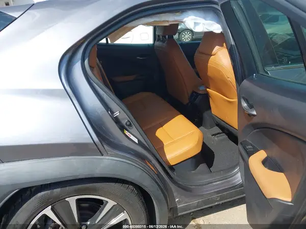 JTHU9JBH4K2005286 2019 LEXUS UX - Image 8