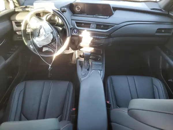 JTHU9JBH4K2008026 2019 LEXUS UX - Image 8