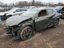 JTHU9JBH4K2015770 2019 LEXUS UX