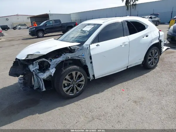 JTHU9JBH5K2012831 2019 LEXUS UX - Image 2