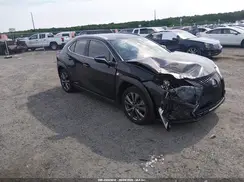 JTHU9JBH5K2013008 2019 LEXUS UX